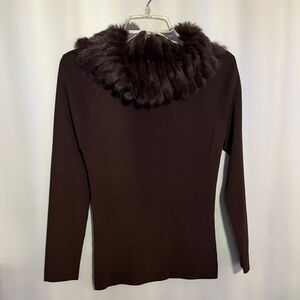 Vintage Victoria Harbor Elegant Brown Top with Faux Fur Collar